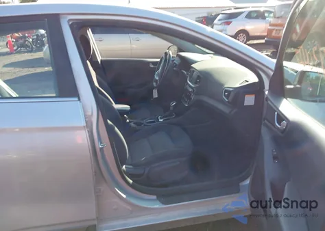 2019 Hyundai Ioniq Hybrid Sel z USA, uszkodzony, nr VIN KMHC75LC2KU125312